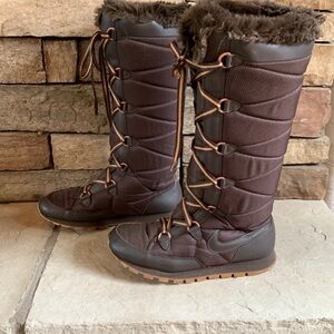 Nike Brown Lace Up Boots